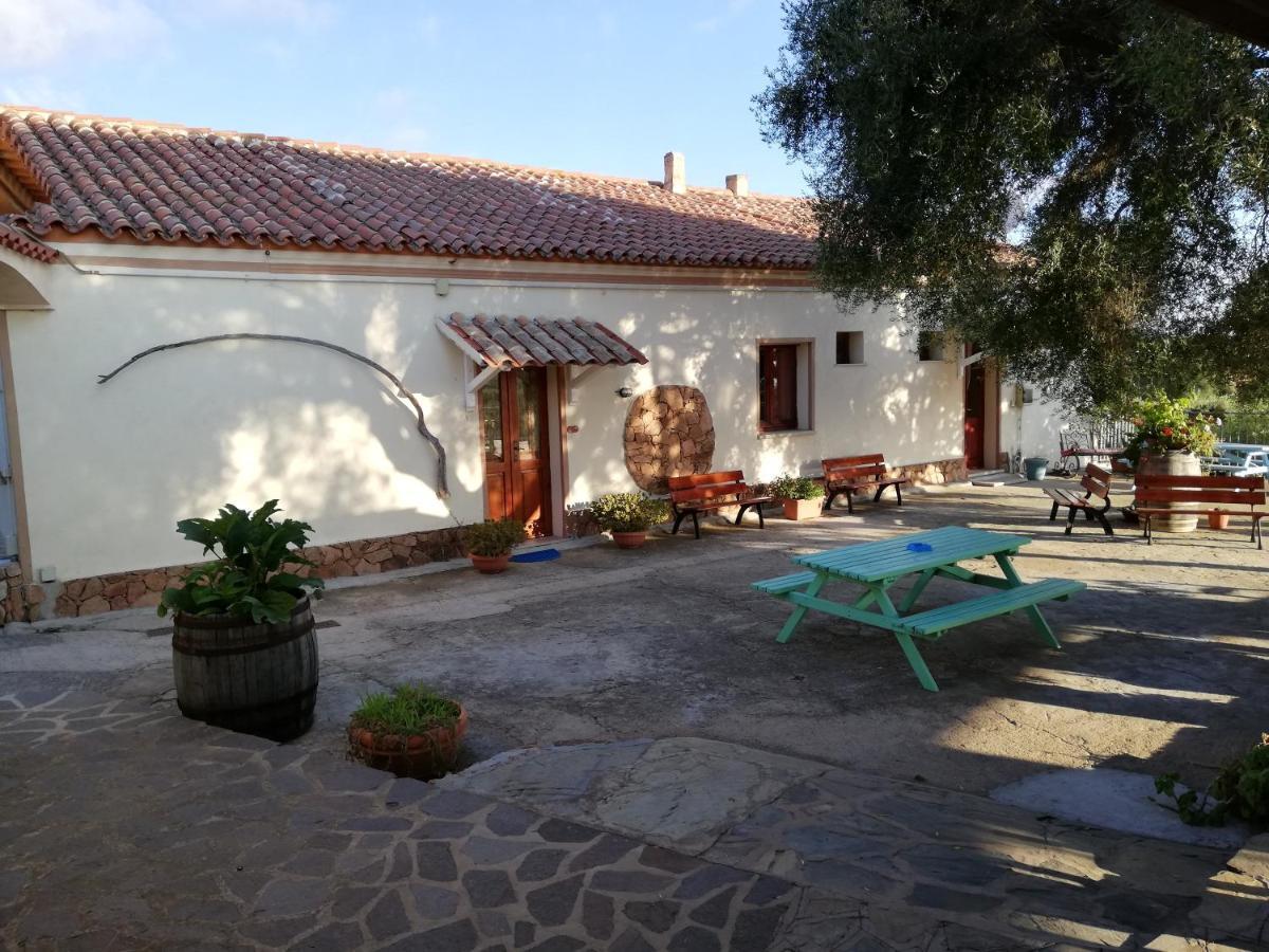 B&B La Taerra Porto San Paolo  Bagian luar foto